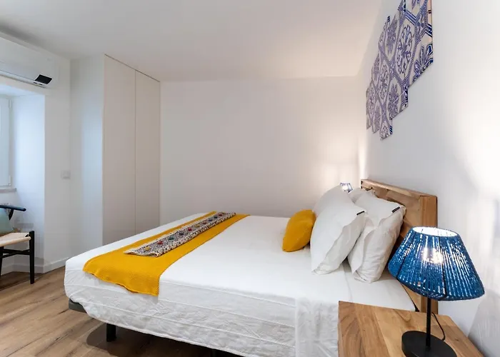 T2 Casa Da Alegria * Назаре